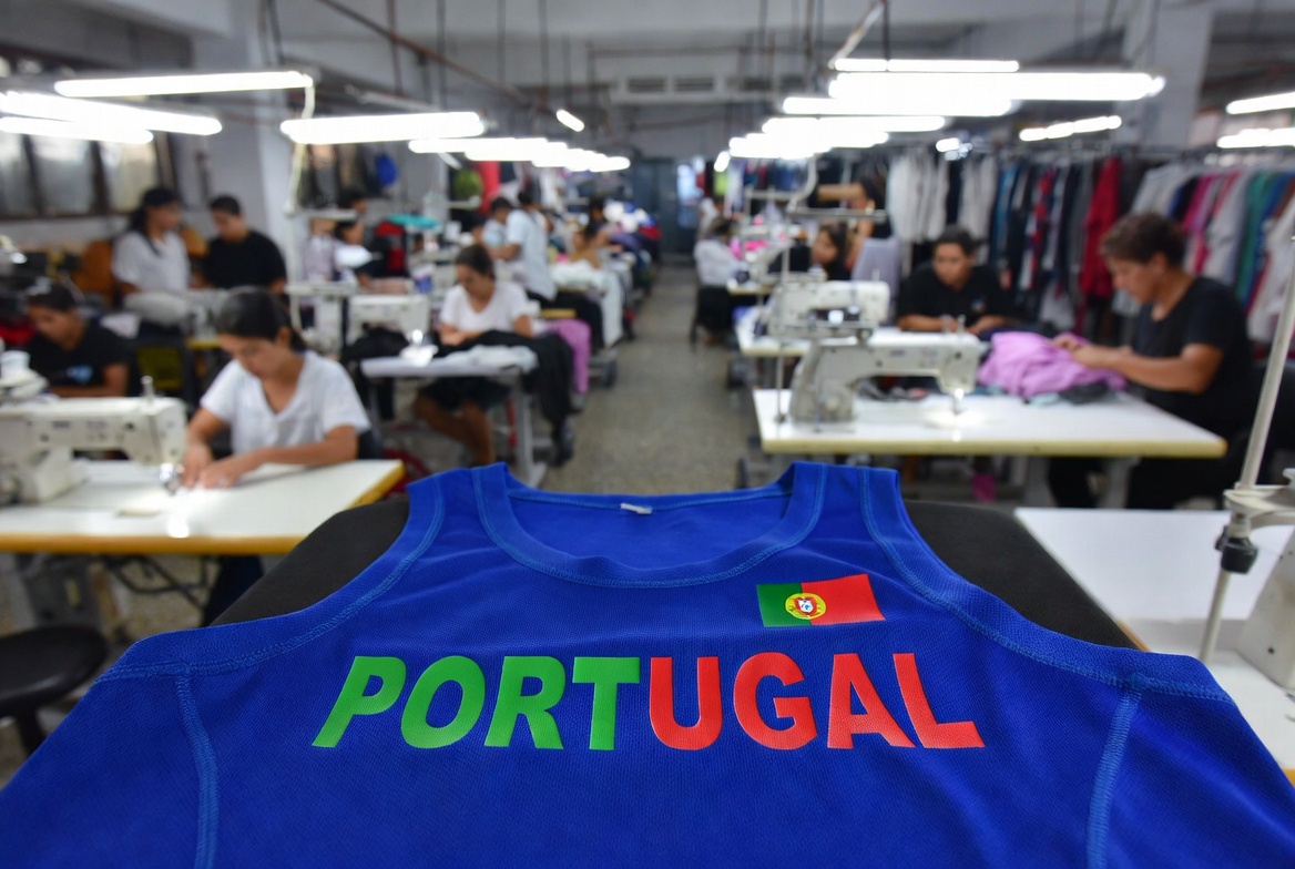 Tank top manufacturer in portugal