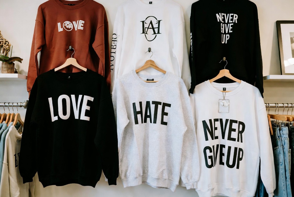 Bulk custom sweatshirts with logo for companies