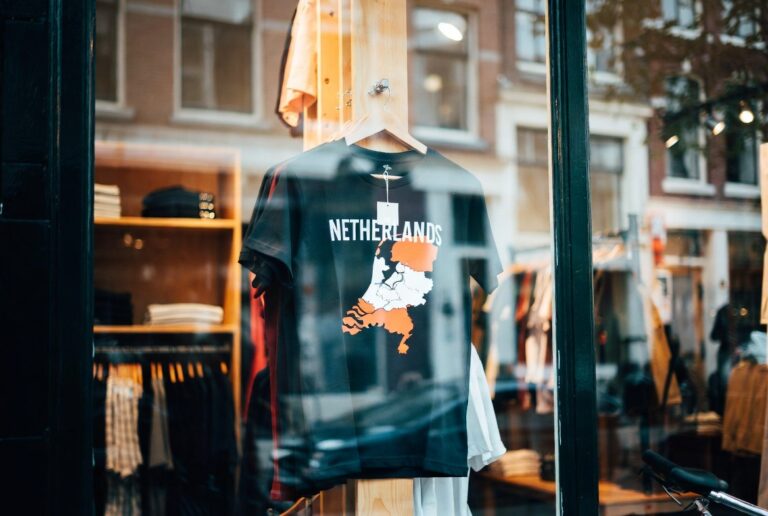 Top 5 T-Shirt Suppliers in the Netherlands