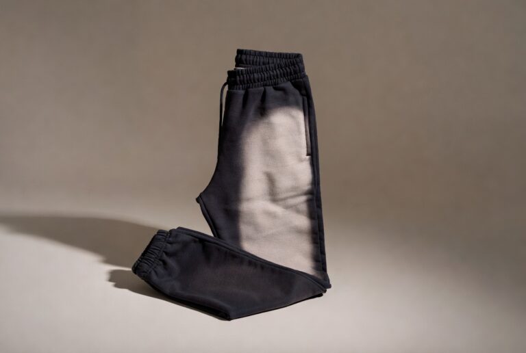 Wholesale manufacturer of jogger sweatpants with low MOQ